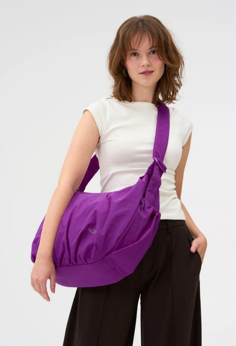 Aevor Slouchy Bag