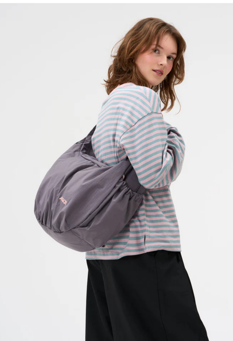 Aevor Slouchy Bag