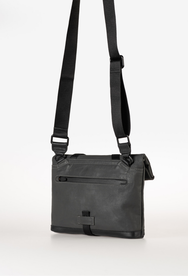 Aunts & Uncles Yao Überschlagtasche
