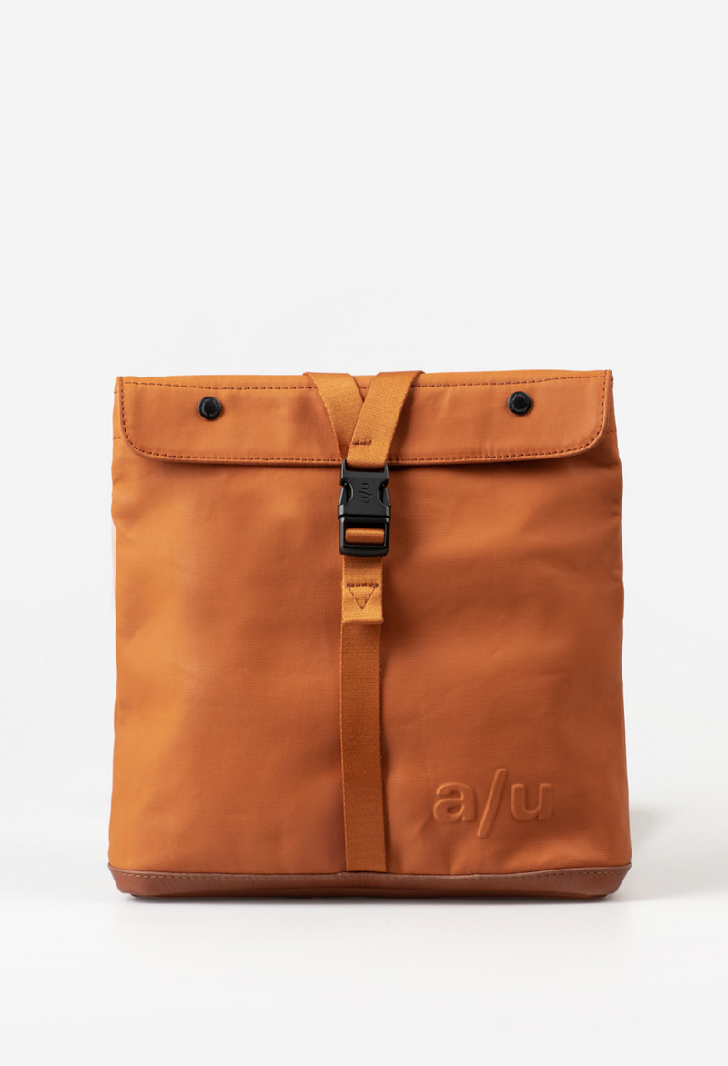 Aunts & Uncles Yao Überschlagtasche