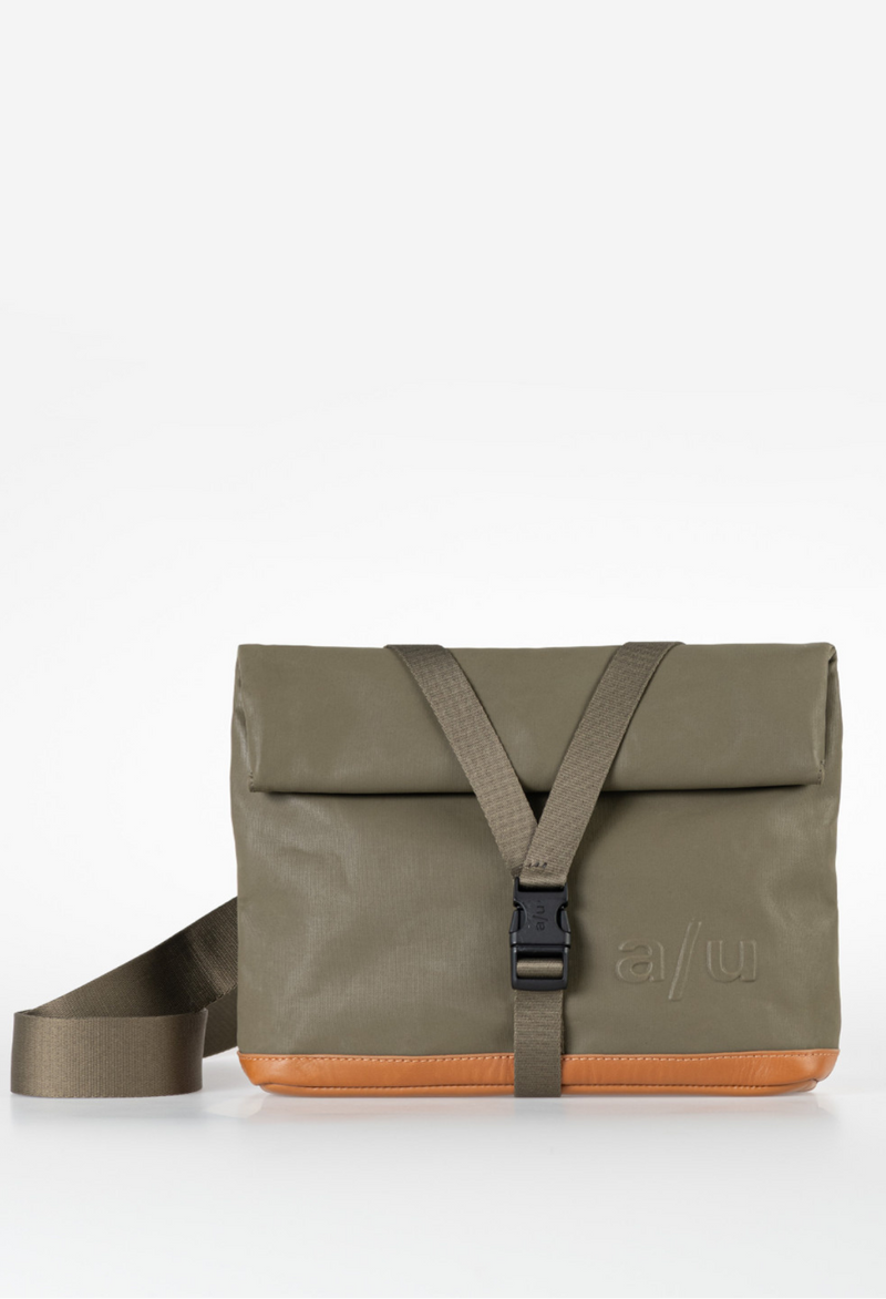 Aunts & Uncles Yao Überschlagtasche