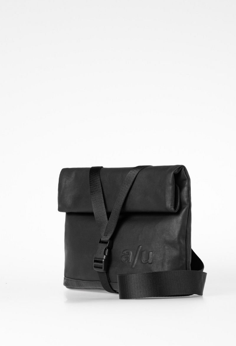 Aunts & Uncles Yao Überschlagtasche
