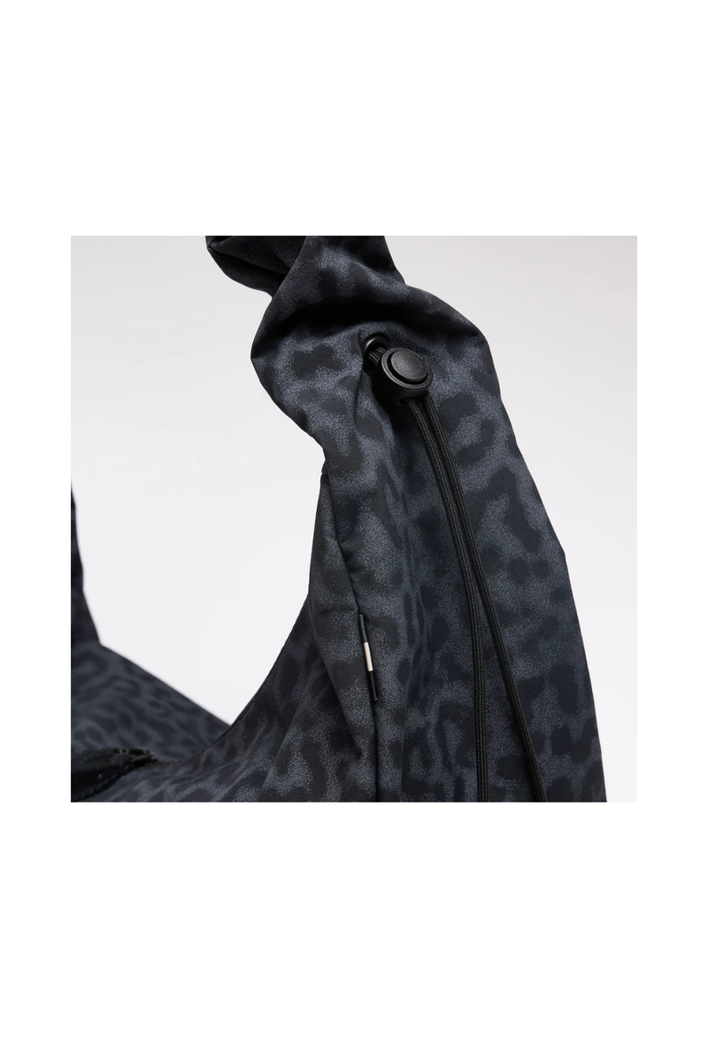 Got Bag Moon Bag Ruffle Cat Shark