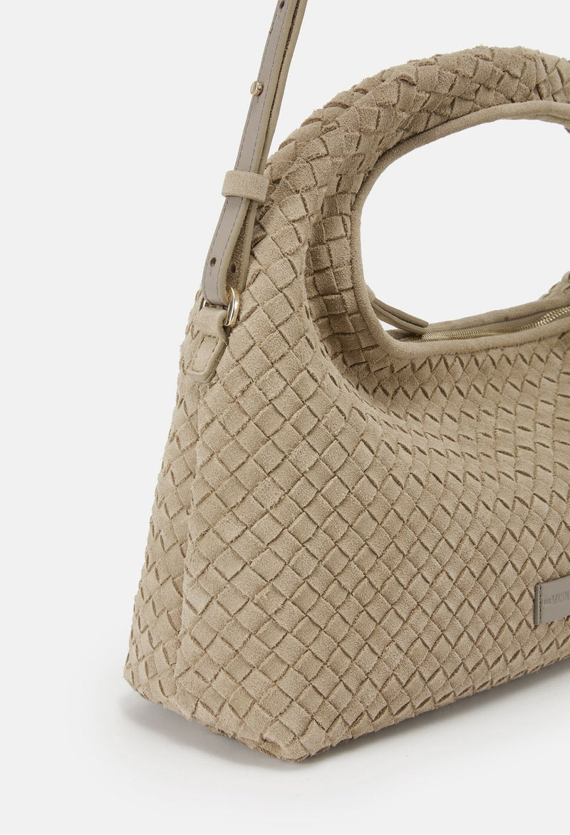 Les Visionnaires Sadie Grande Weave Cozy Riemenhandtasche