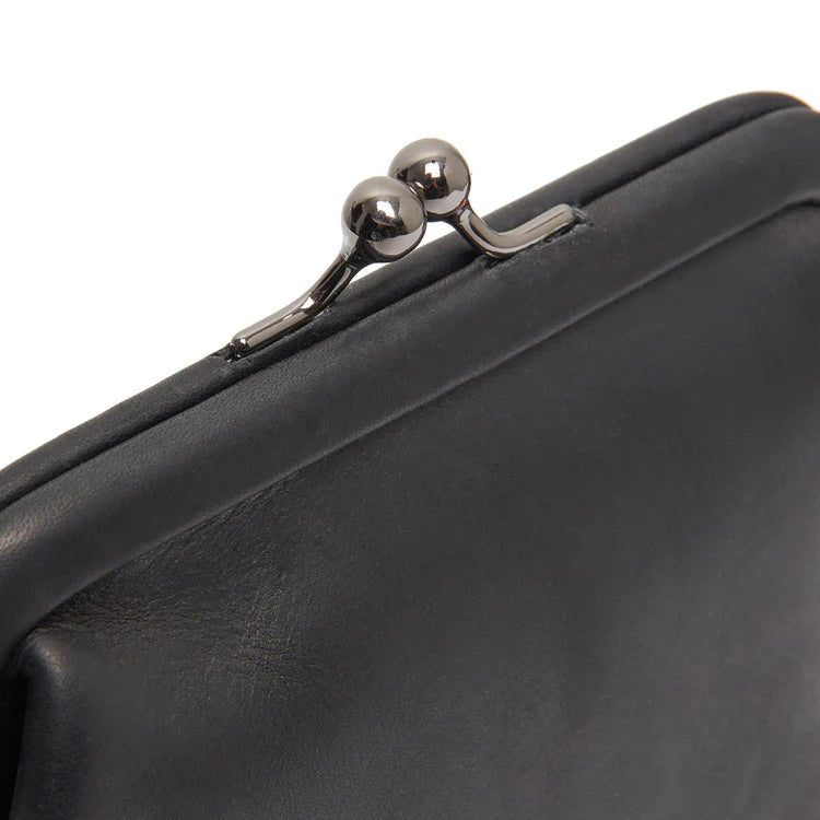 The Chesterfield Brand Nera Bügelbörse