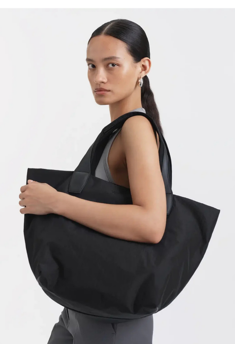 VeeCollective Porter Essence Shopper