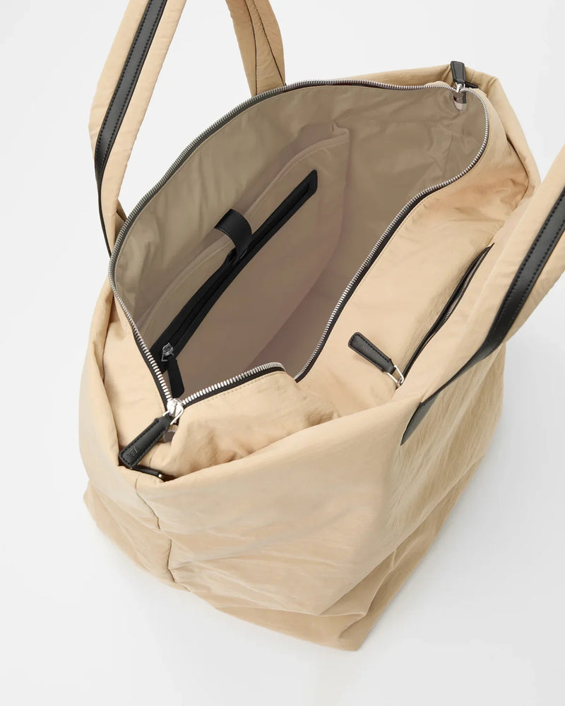 VeeCollective Porter Essence Trench Shopper