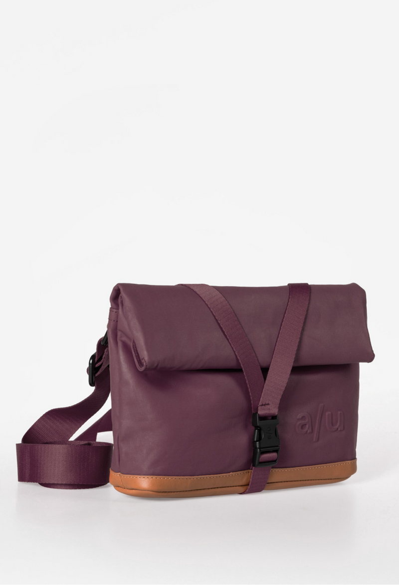 Aunts & Uncles Yao Überschlagtasche