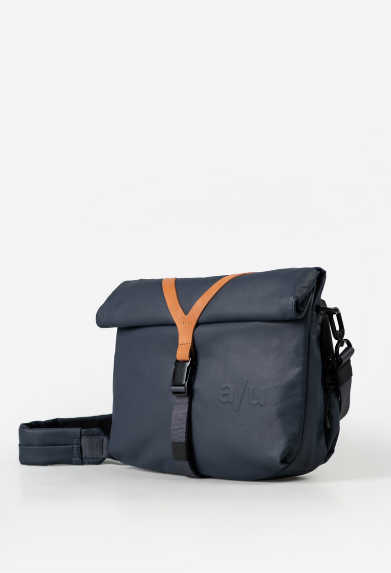 Aunts & Uncles Takahashi RE Überschlagtasche