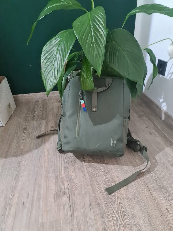 Perfekte, kompakte Arbeitstasche für den Fahrradweg zur Arbeit