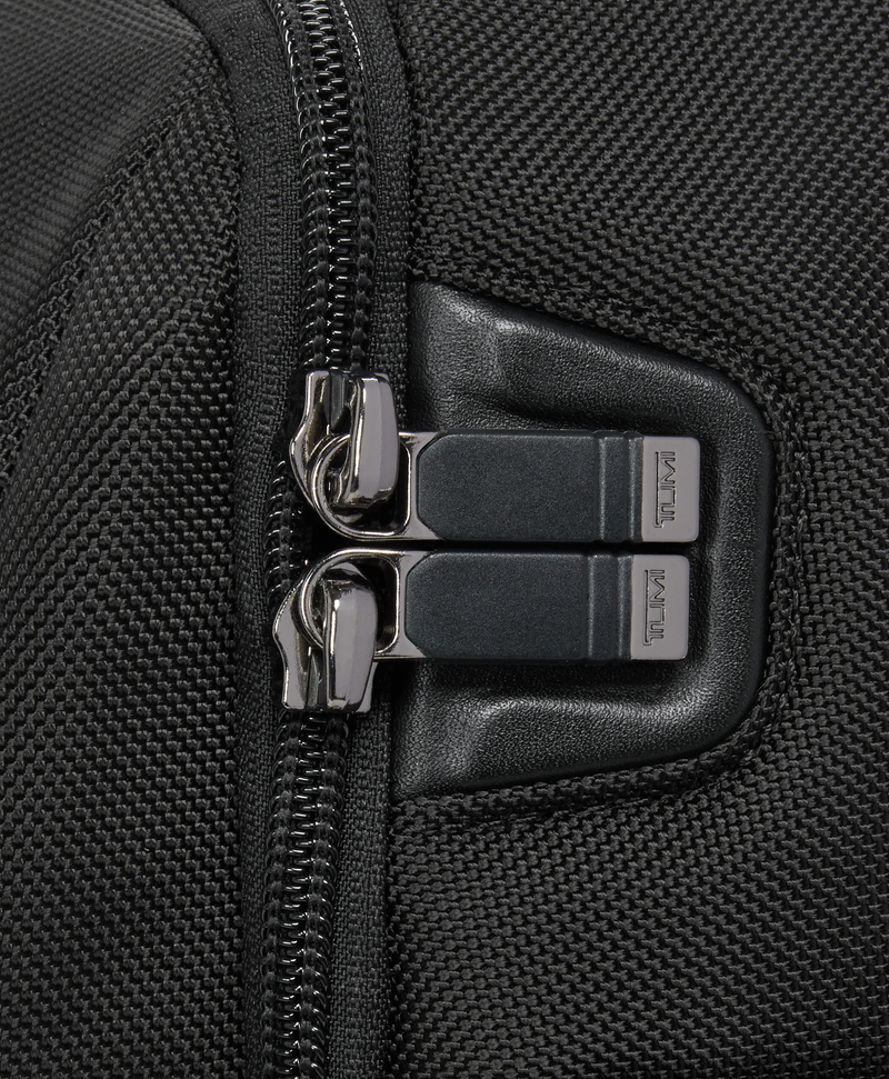 Tumi Alpha 4 Black Aktentasche aus FXT Ballistic Nylon