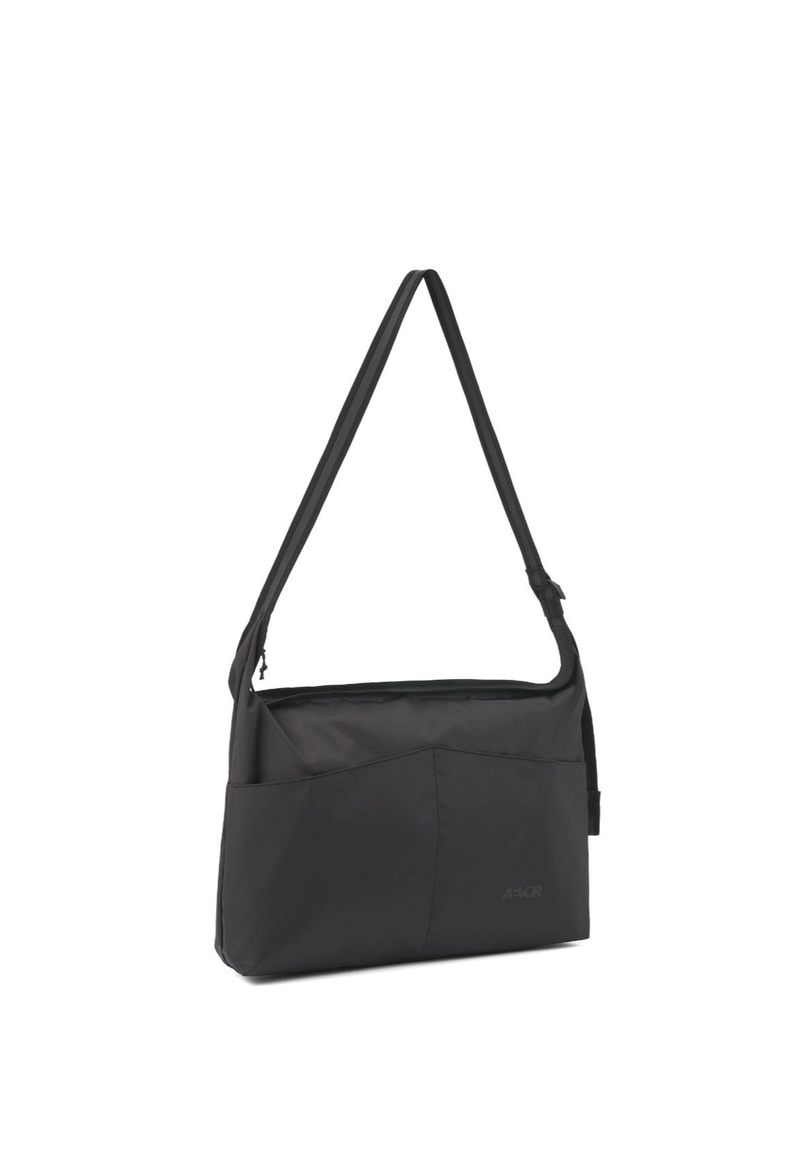 Aevor Shoulder Umhängetasche