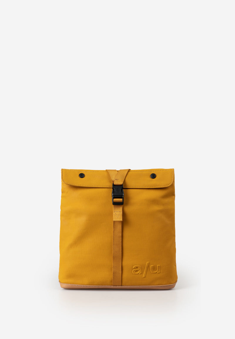 Aunts & Uncles Yao Überschlagtasche