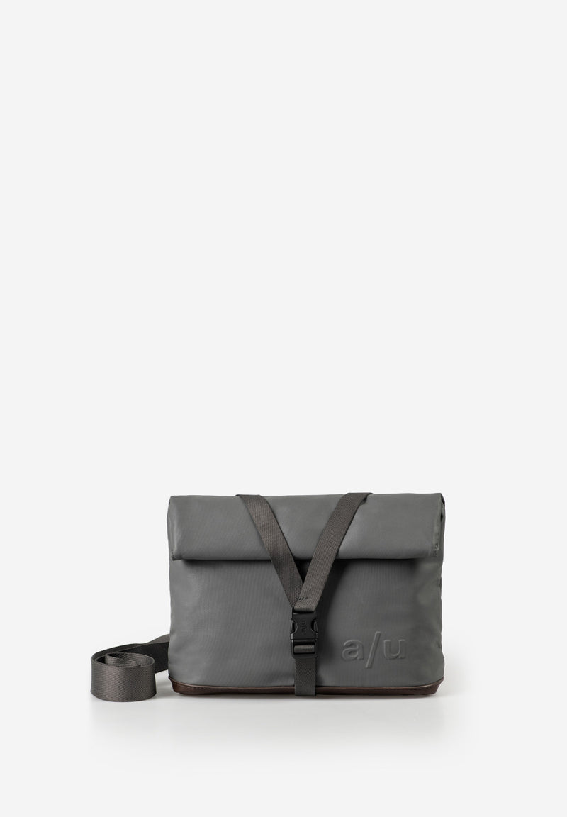 Aunts & Uncles Yao Überschlagtasche