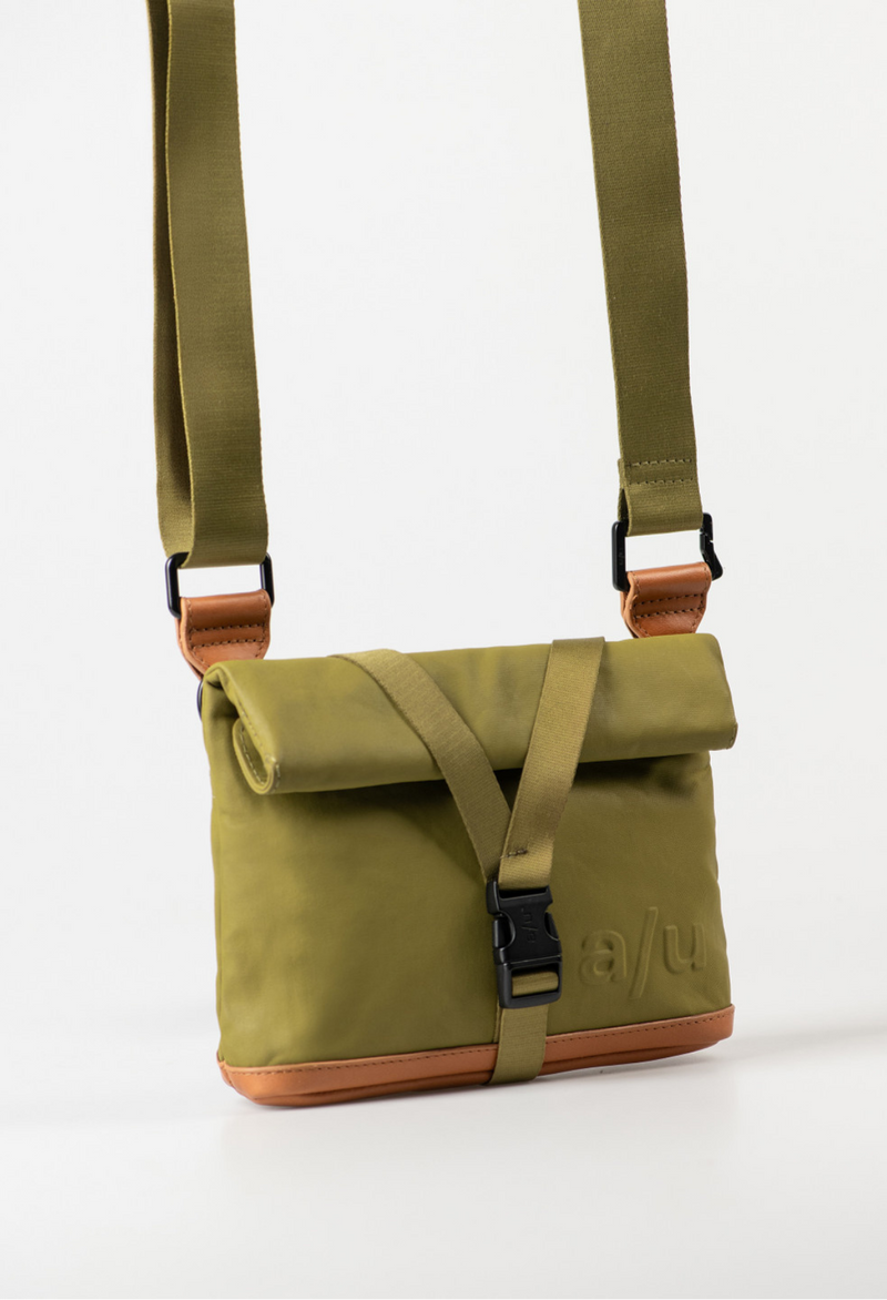 Aunts & Uncles Tsu Gürteltasche
