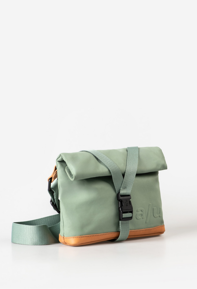 Aunts & Uncles Tsu Gürteltasche