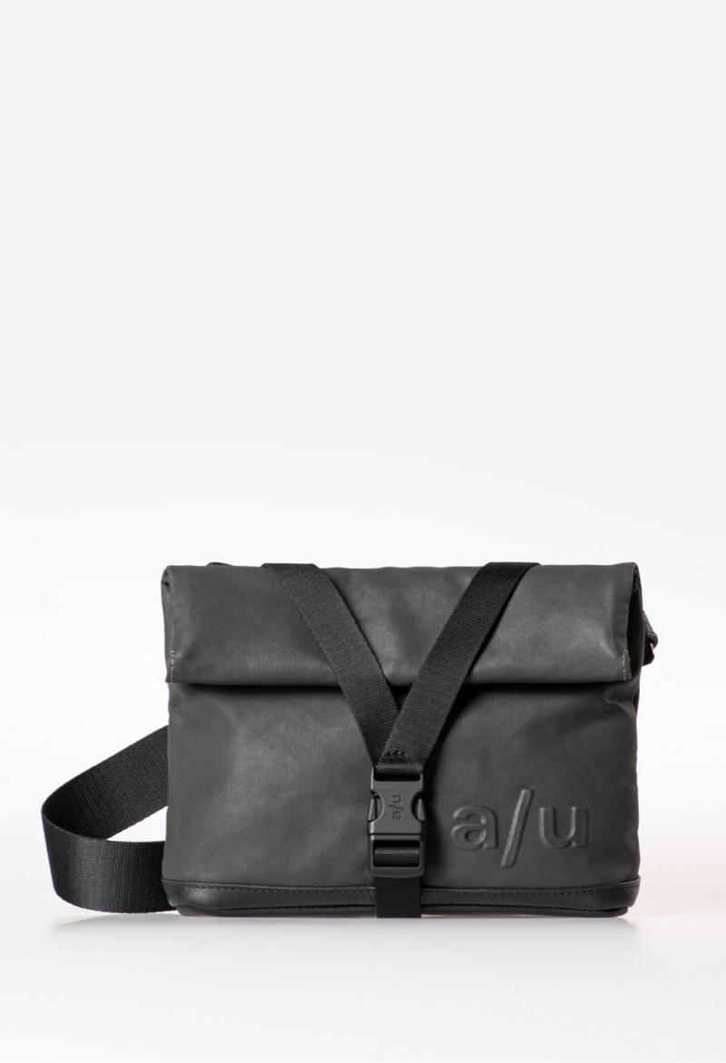 Aunts & Uncles Tsu Gürteltasche
