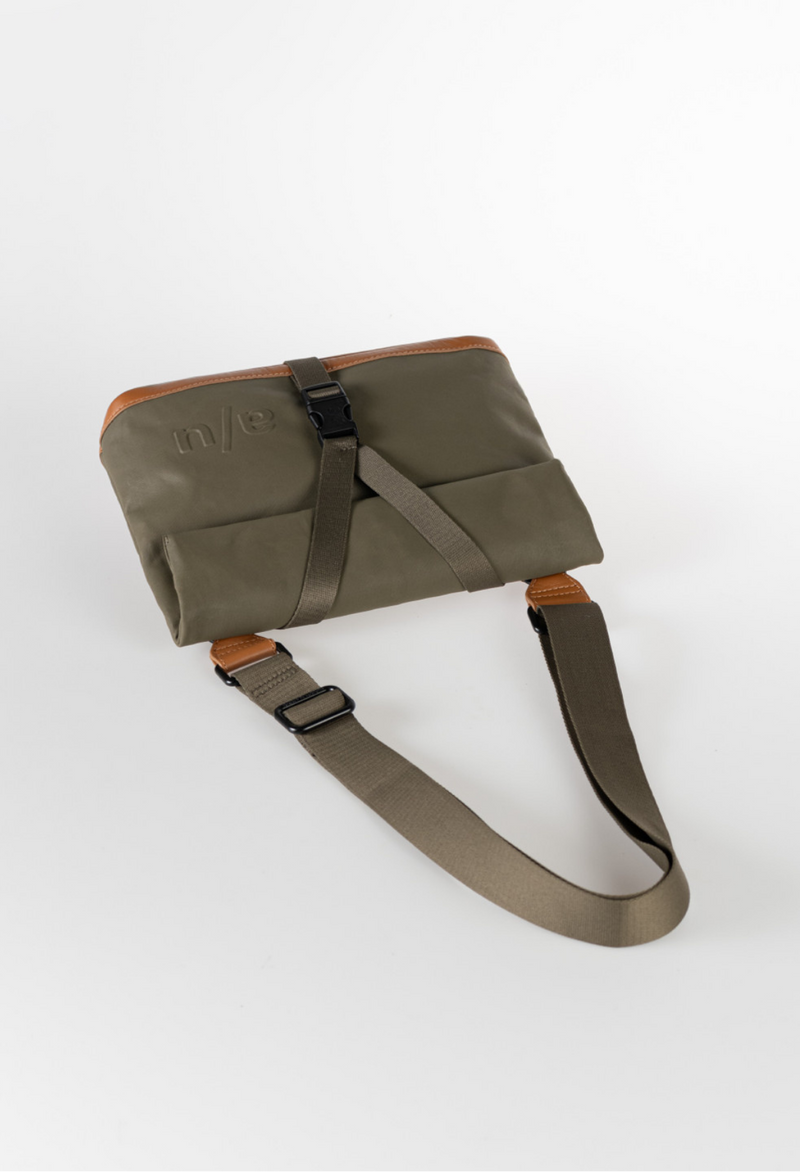 Aunts & Uncles Yao Überschlagtasche