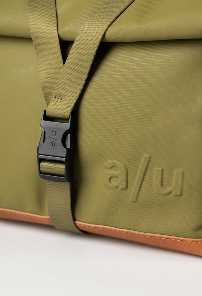 Aunts & Uncles Yao Überschlagtasche