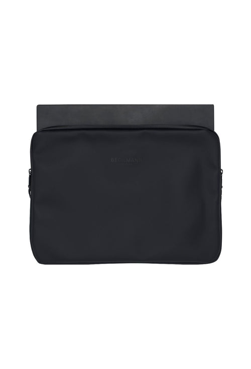 Black / M