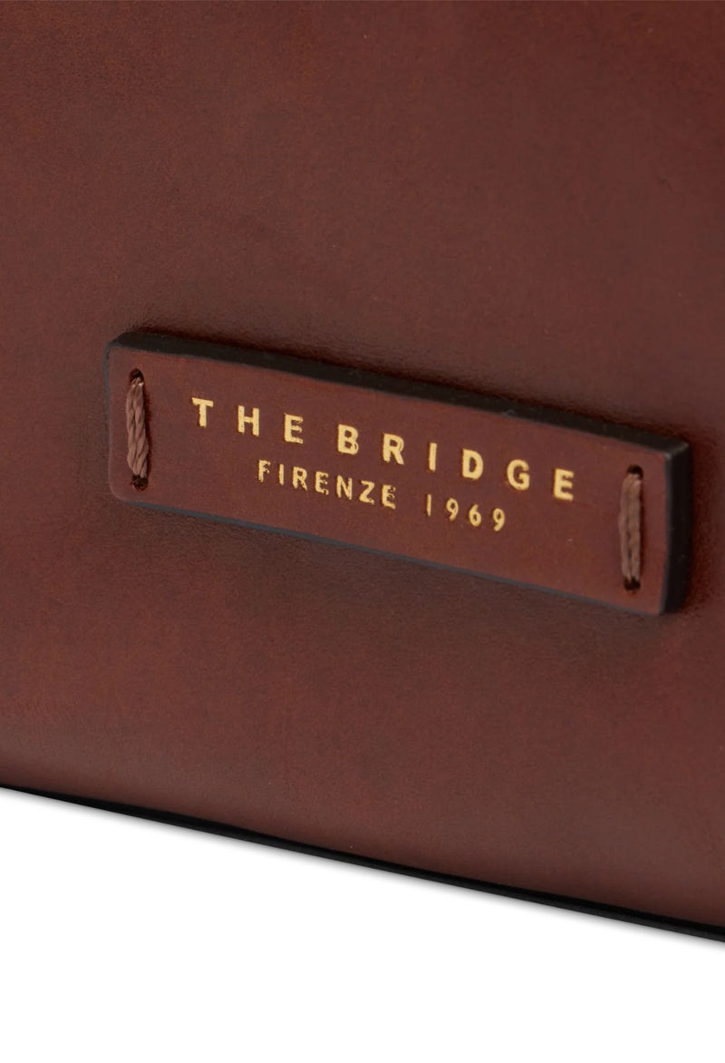 The Bridge Larissa Ledershopper