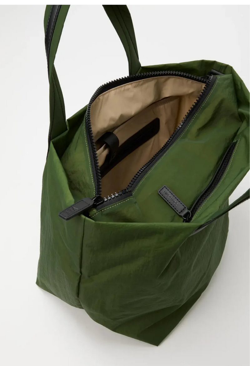 VeeCollective Porter Essence Shopper