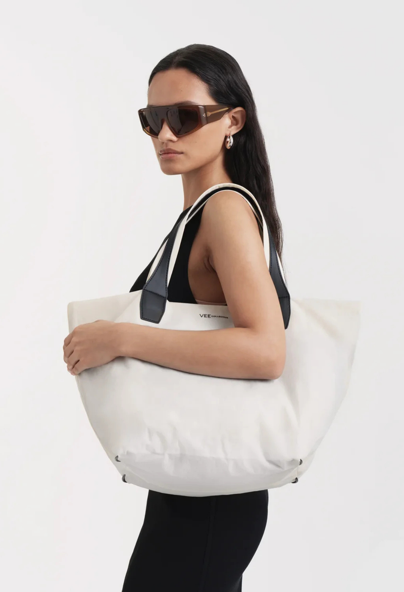 VeeCollective Porter Essence Shopper