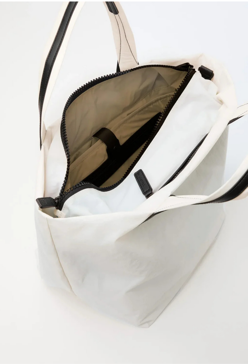 VeeCollective Porter Essence Shopper
