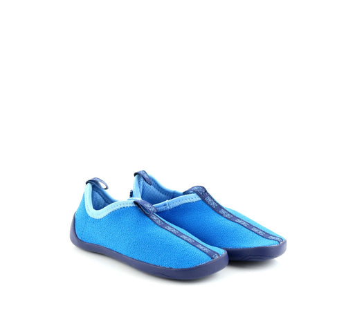 blau / 22