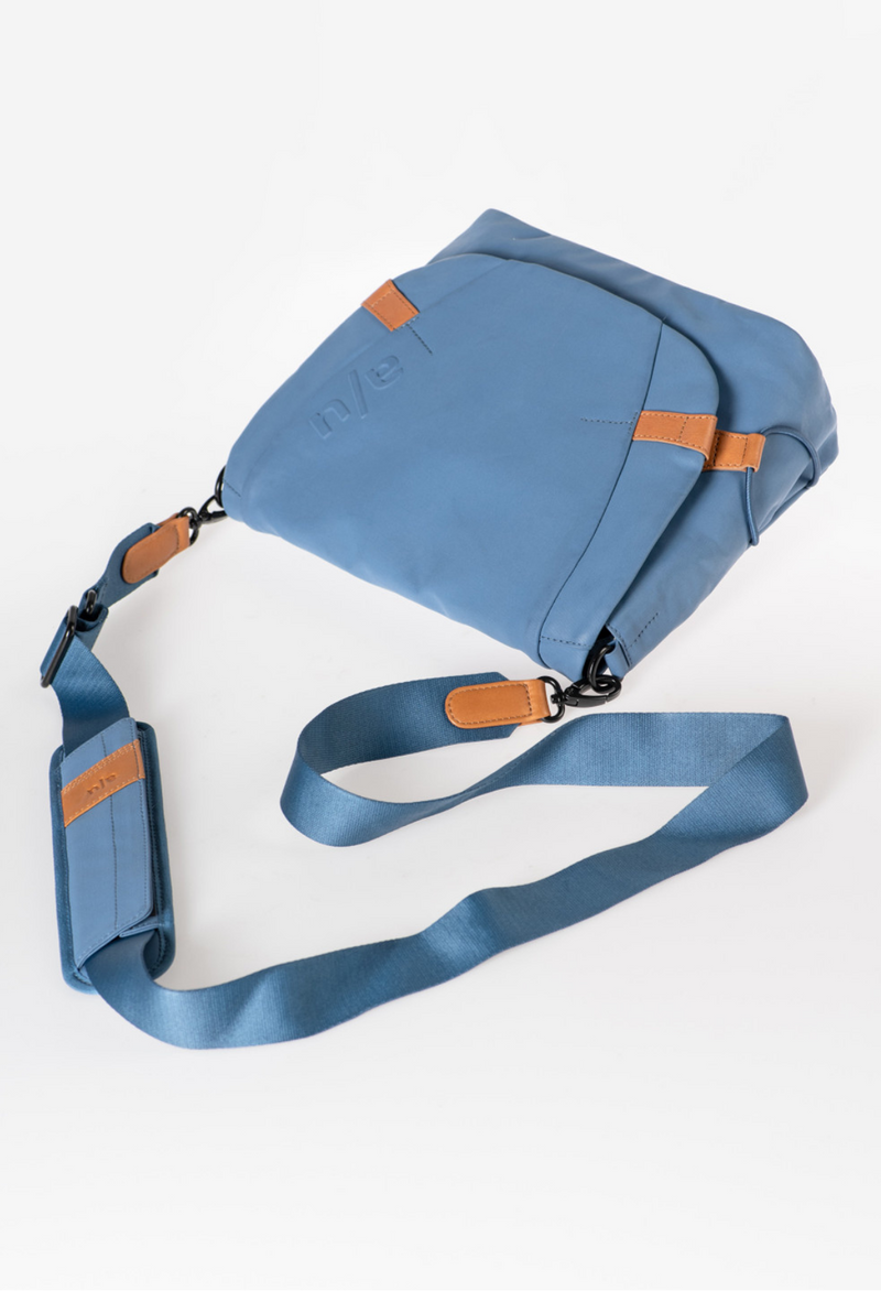 Aunts & Uncles Sendai Umhängetasche