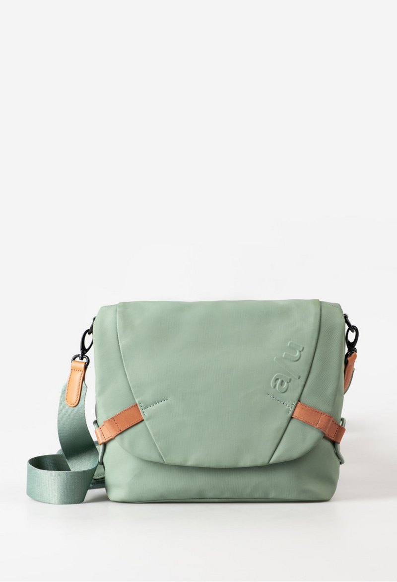 Aunts & Uncles Sendai Umhängetasche