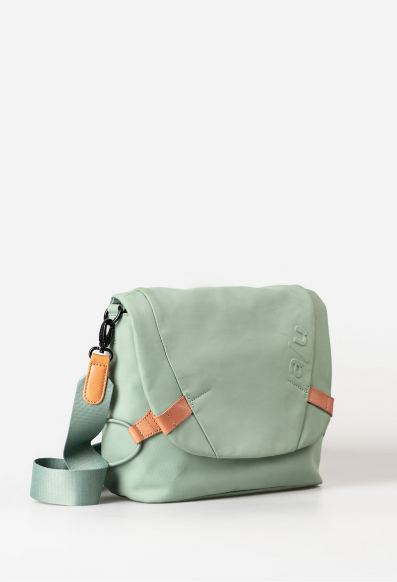 Aunts & Uncles Sendai Umhängetasche