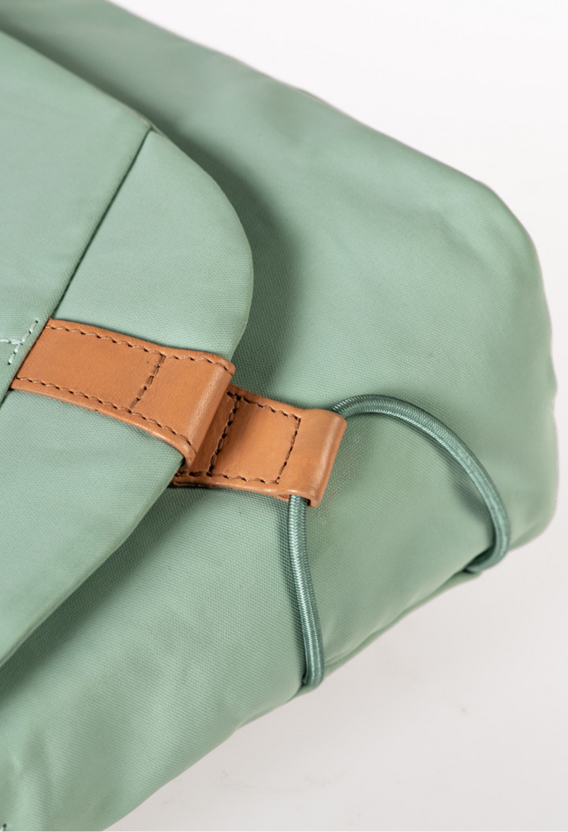 Aunts & Uncles Sendai Umhängetasche