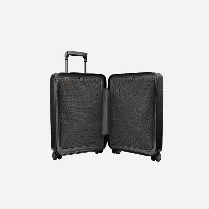 516090427